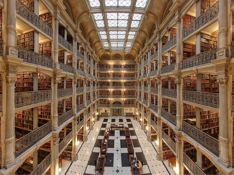 George Peabody Bibliothek, Hopkins Universität (c) Matthew Petroff / Wikimedia Commons George Peabody Bibliothek, Hopkins Universität (c) Matthew Petroff / Wikimedia Commons