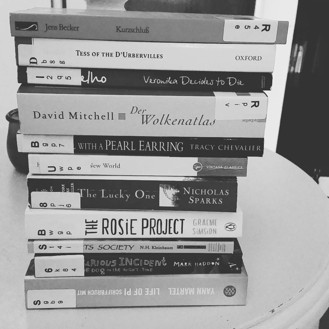 Und Teil zwei - ich wollte nur mal eben ein Buch bei Medimops holen.....ihr kennt das 🙈. #bookstagram #books #bücher #buchkulturchallenge #booknerdproblems